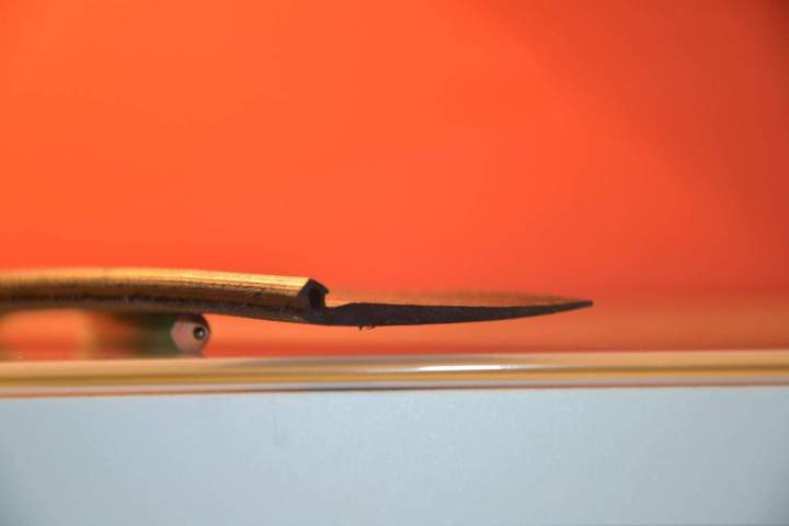 Profil caoutchouc Saint-Genis-Pouilly